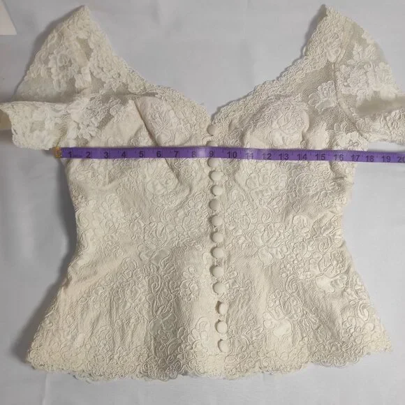 90s BELSOIE button front lace peplum top - Picture 4 of 10